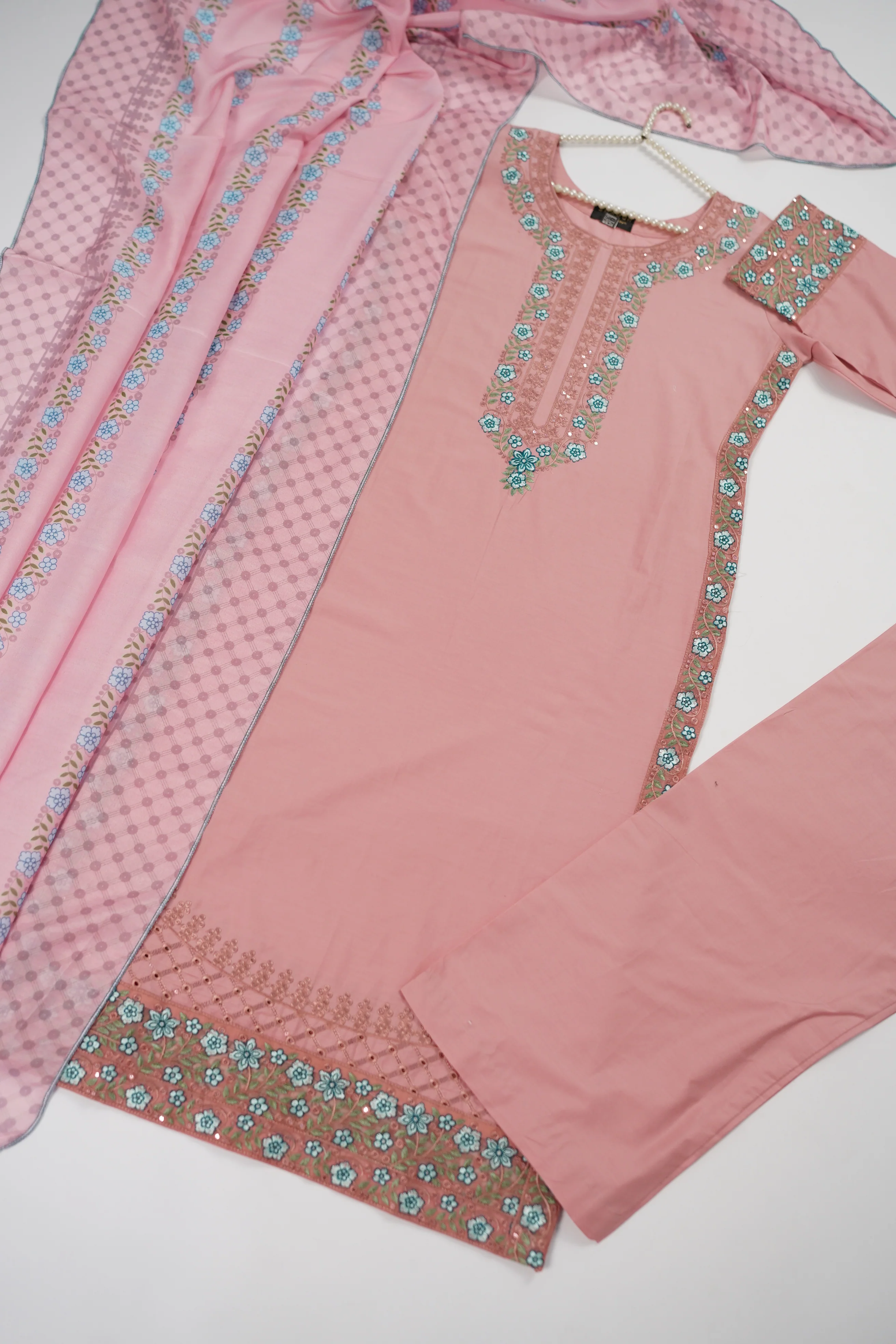 Rang-e-Noor Eid Collection UB-20 - Image 10