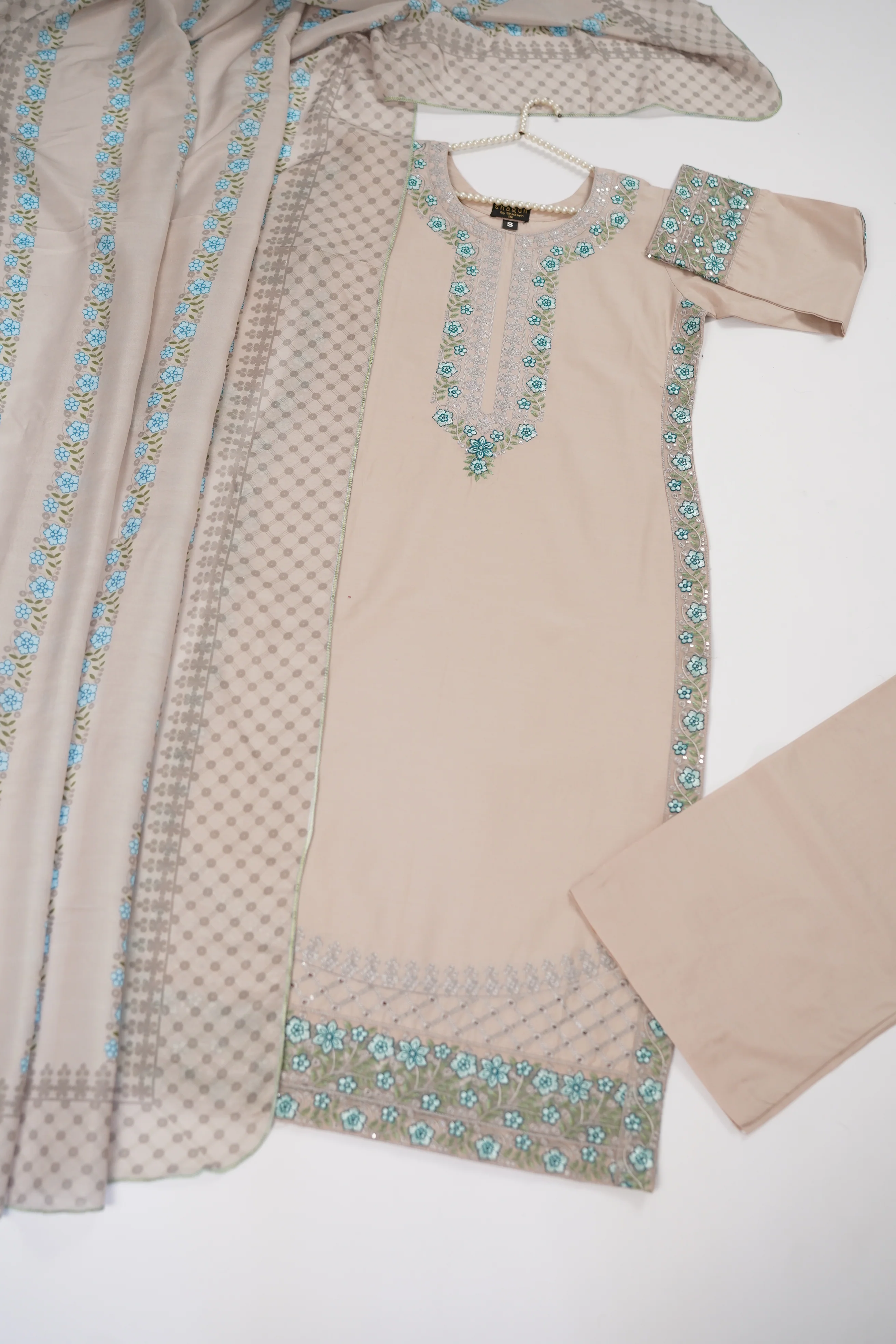 Rang-e-Noor Eid Collection UB-21 - Image 6