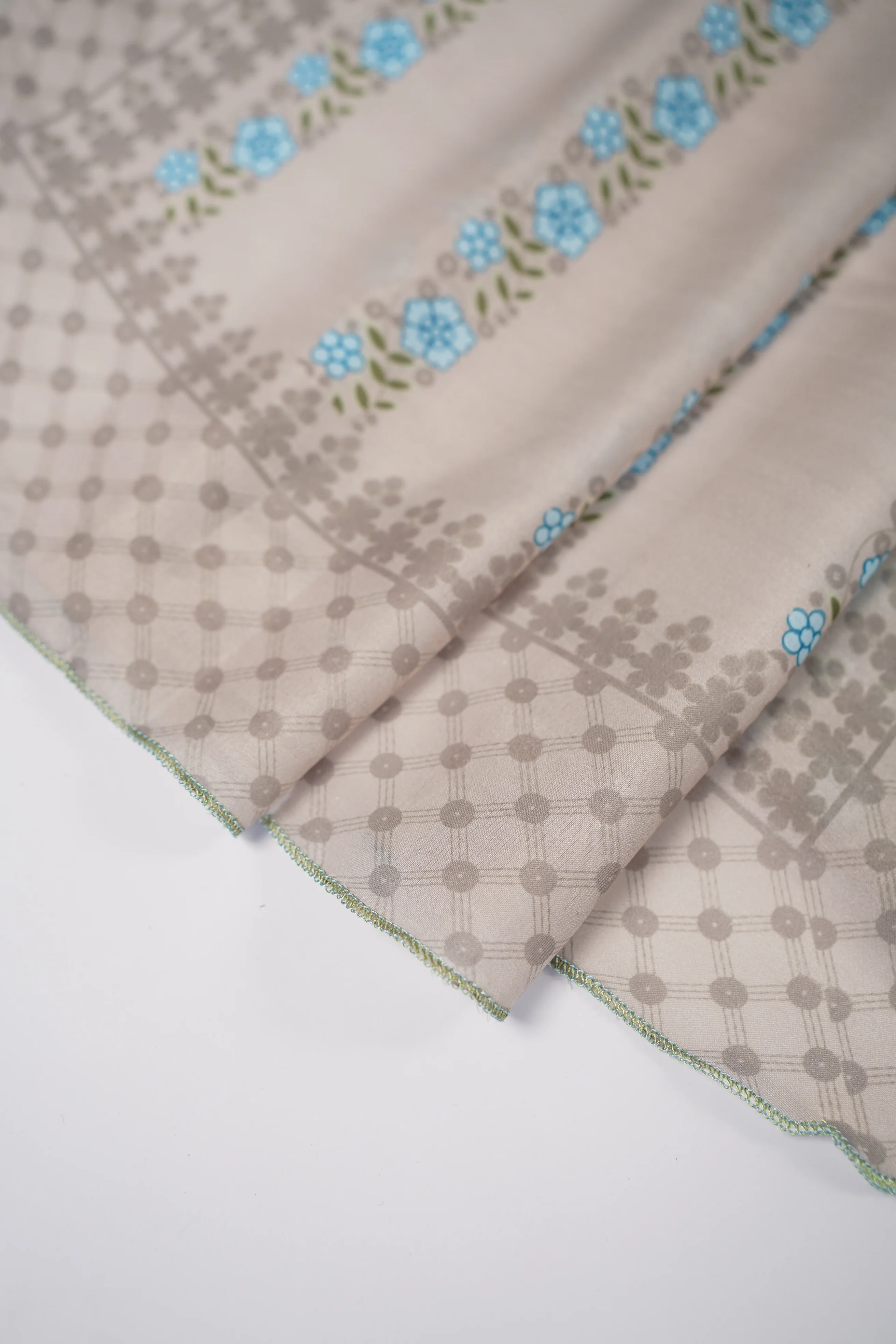 Rang-e-Noor Eid Collection UB-21 - Image 9