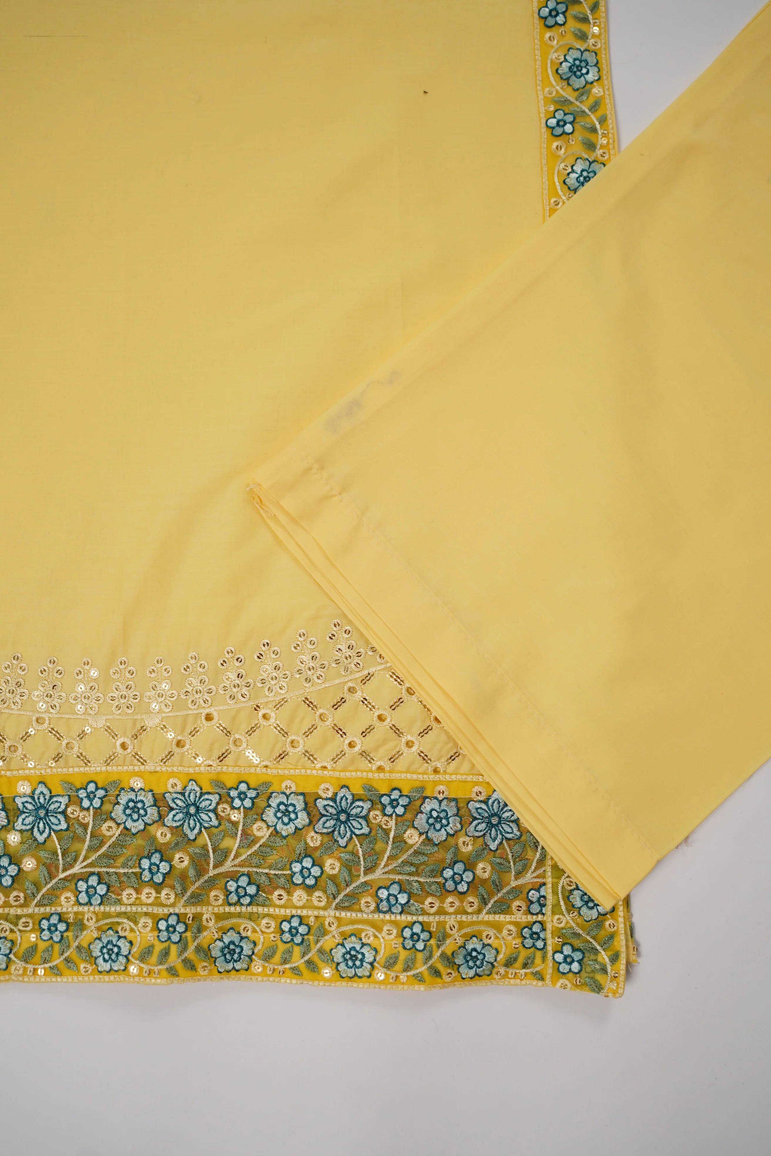 Rang-e-Noor Eid Collection UB-22 - Image 5