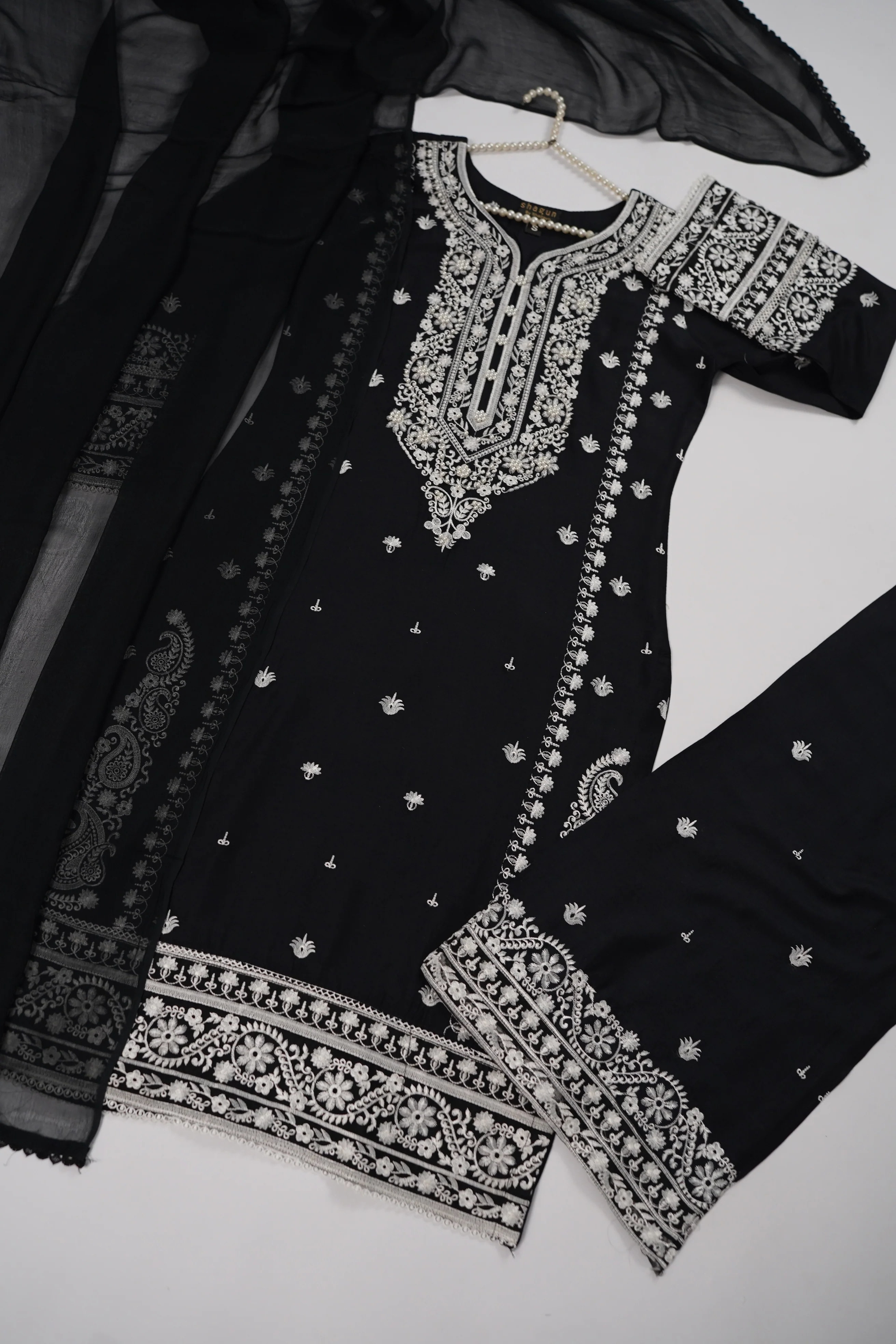 Rang-e-Noor Eid Collection UB-24 - Image 11