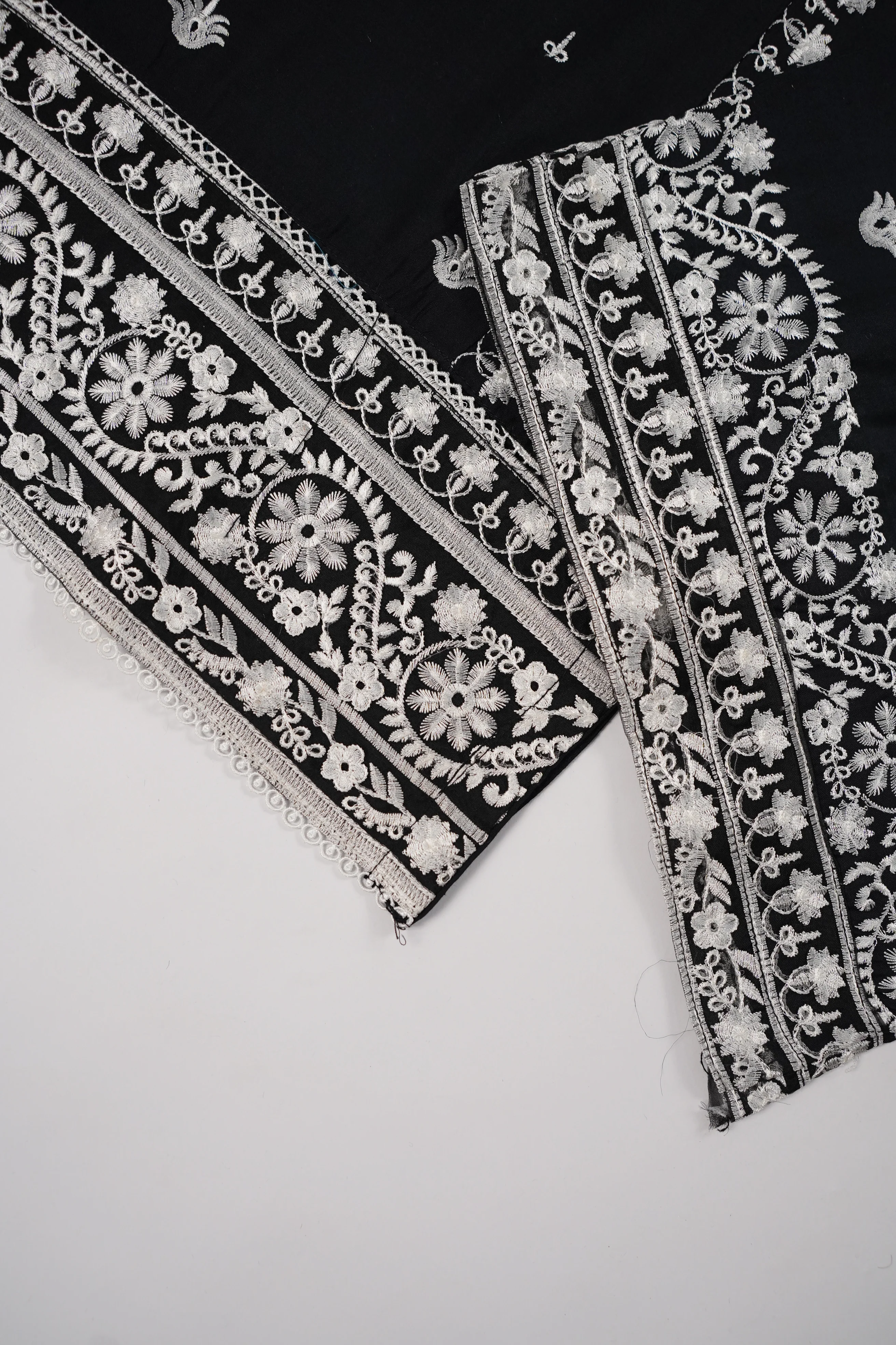 Rang-e-Noor Eid Collection UB-24 - Image 8