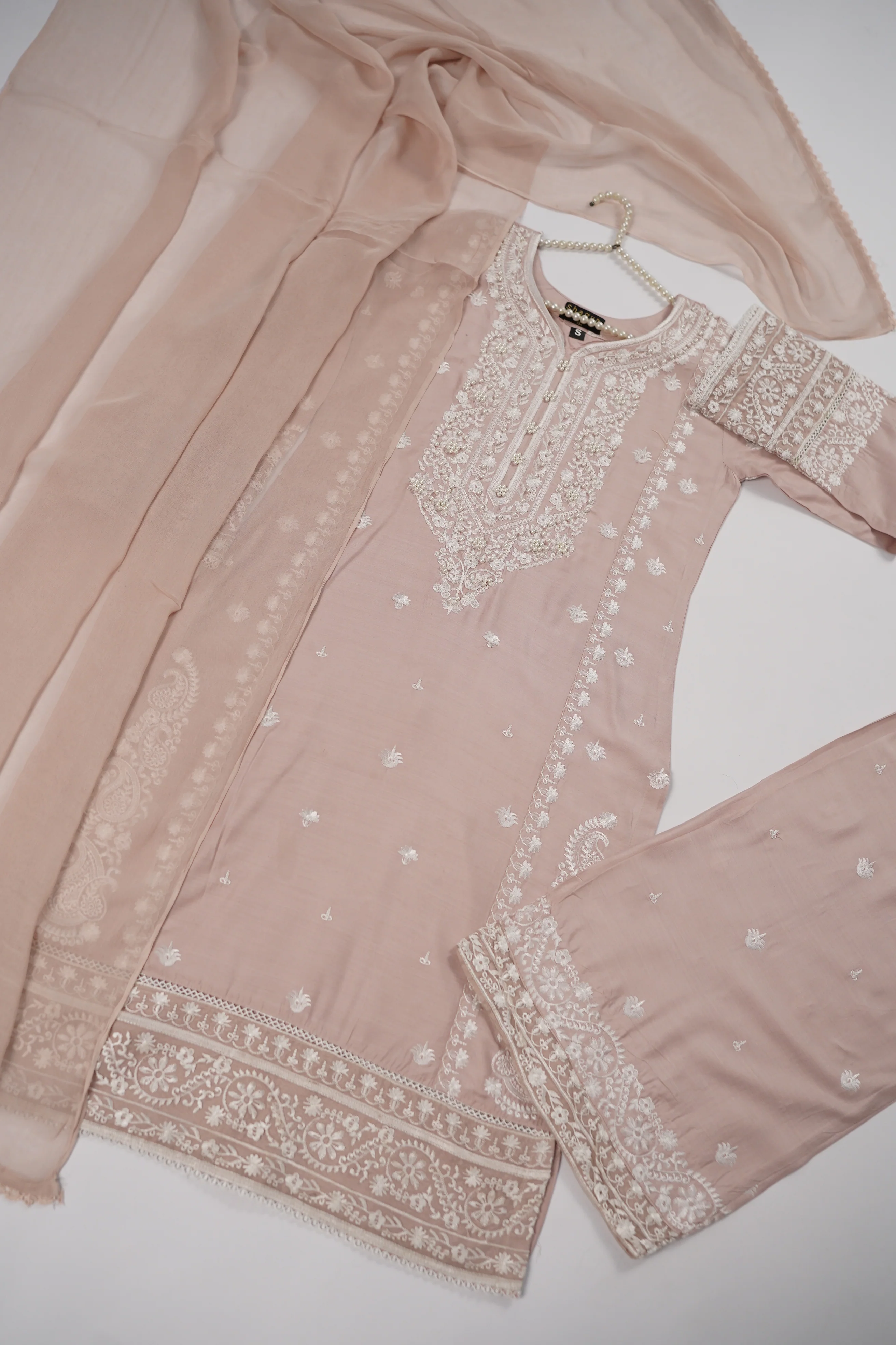 Rang-e-Noor Eid Collection UB-25 - Image 11