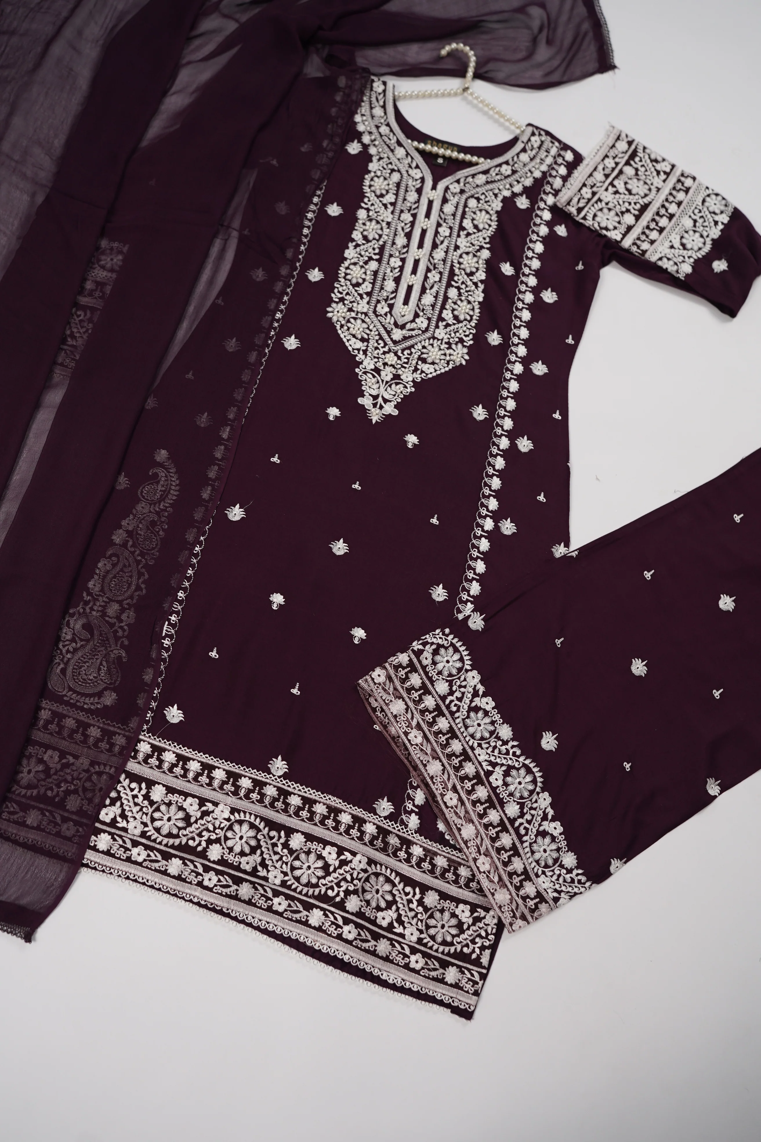 Rang-e-Noor Eid Collection UB-26 - Image 11