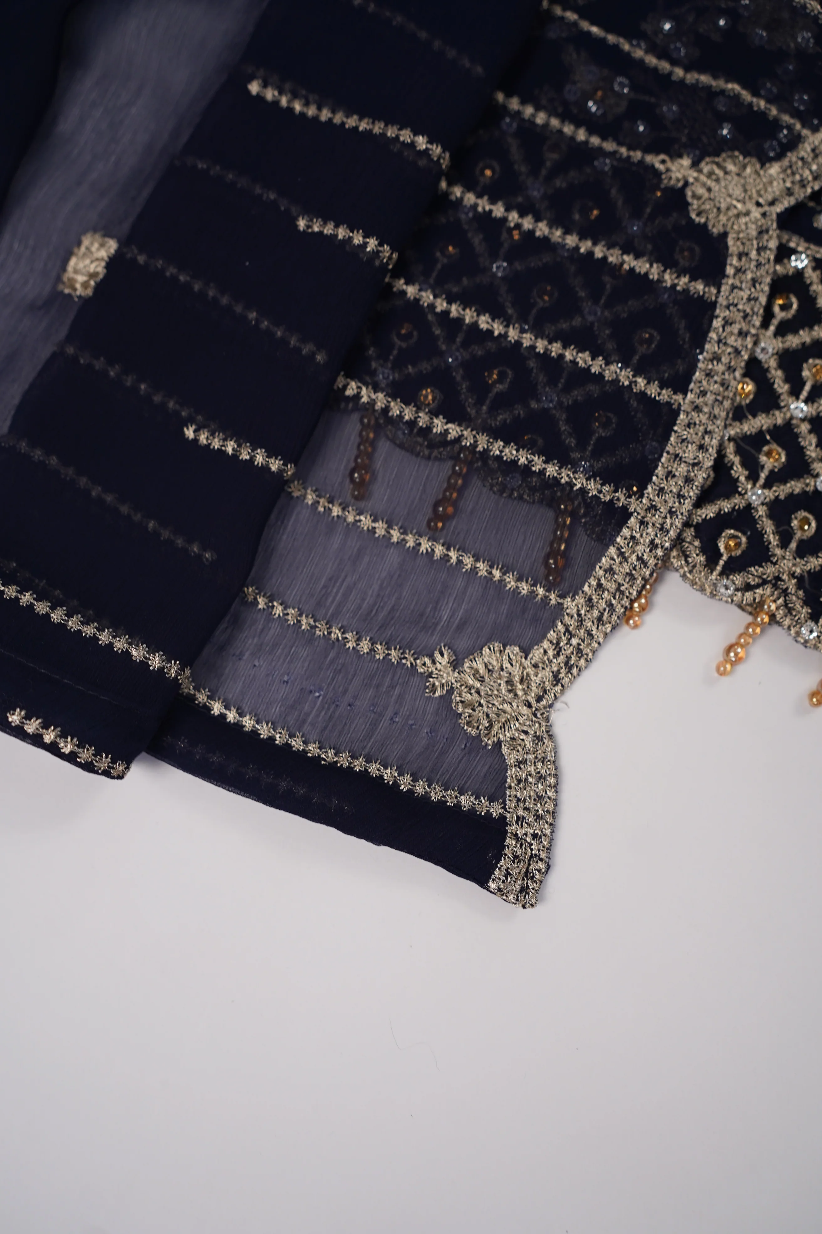 Rang-e-Noor Eid Collection UB-27 - Image 9