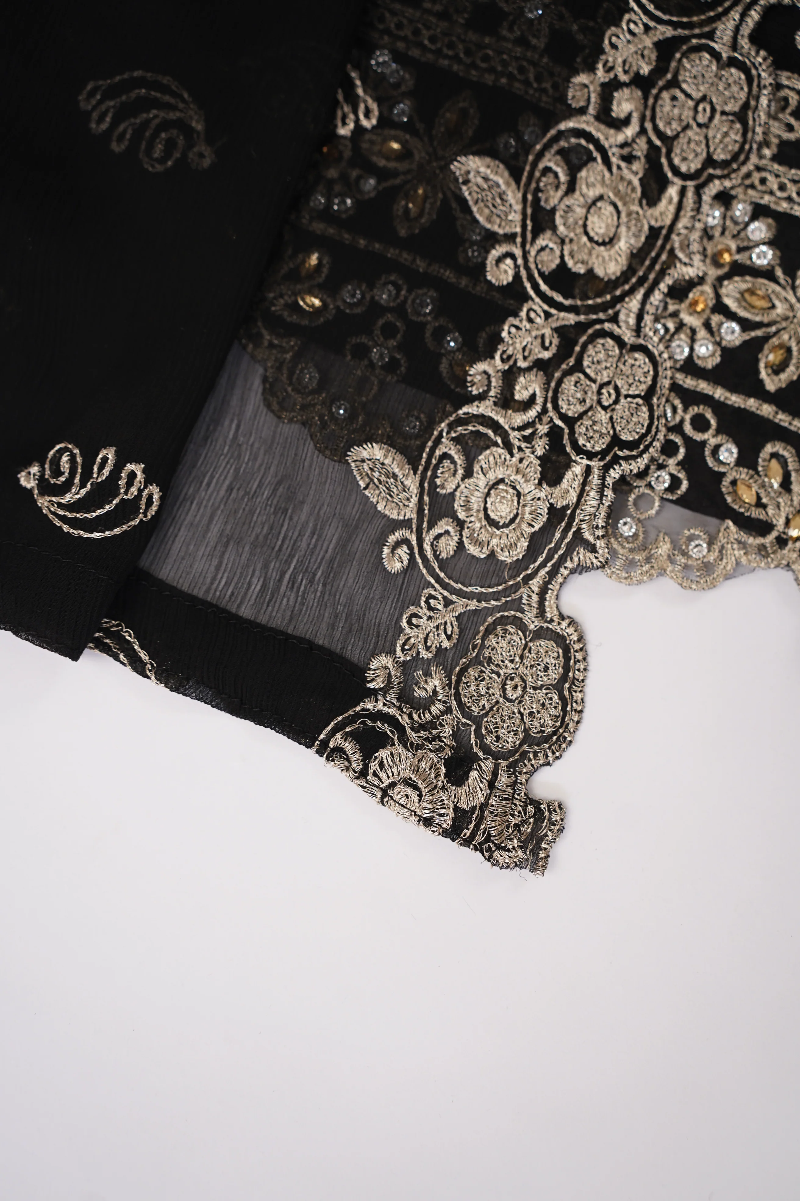 Rang-e-Noor Eid Collection UB-34 - Image 9