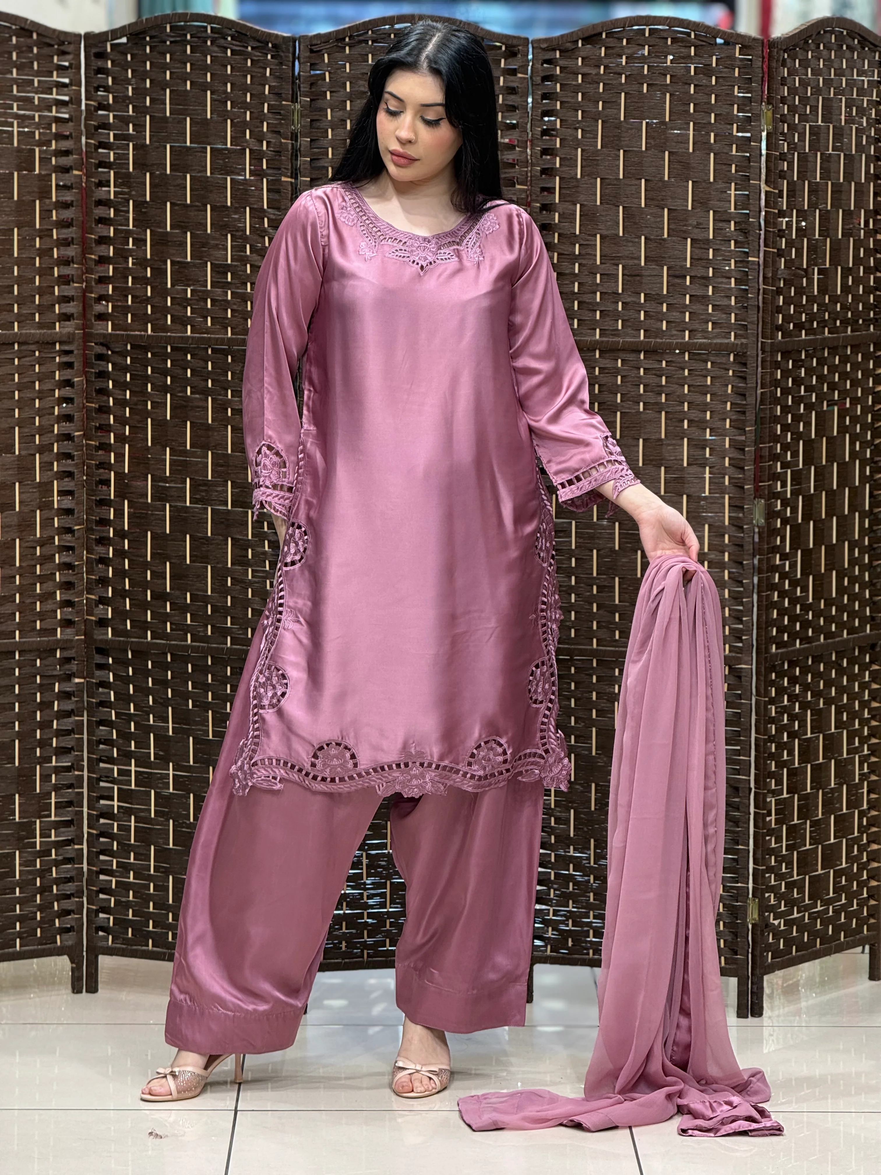 Rang-e-Noor Eid Collection ZX-03 - Image 3