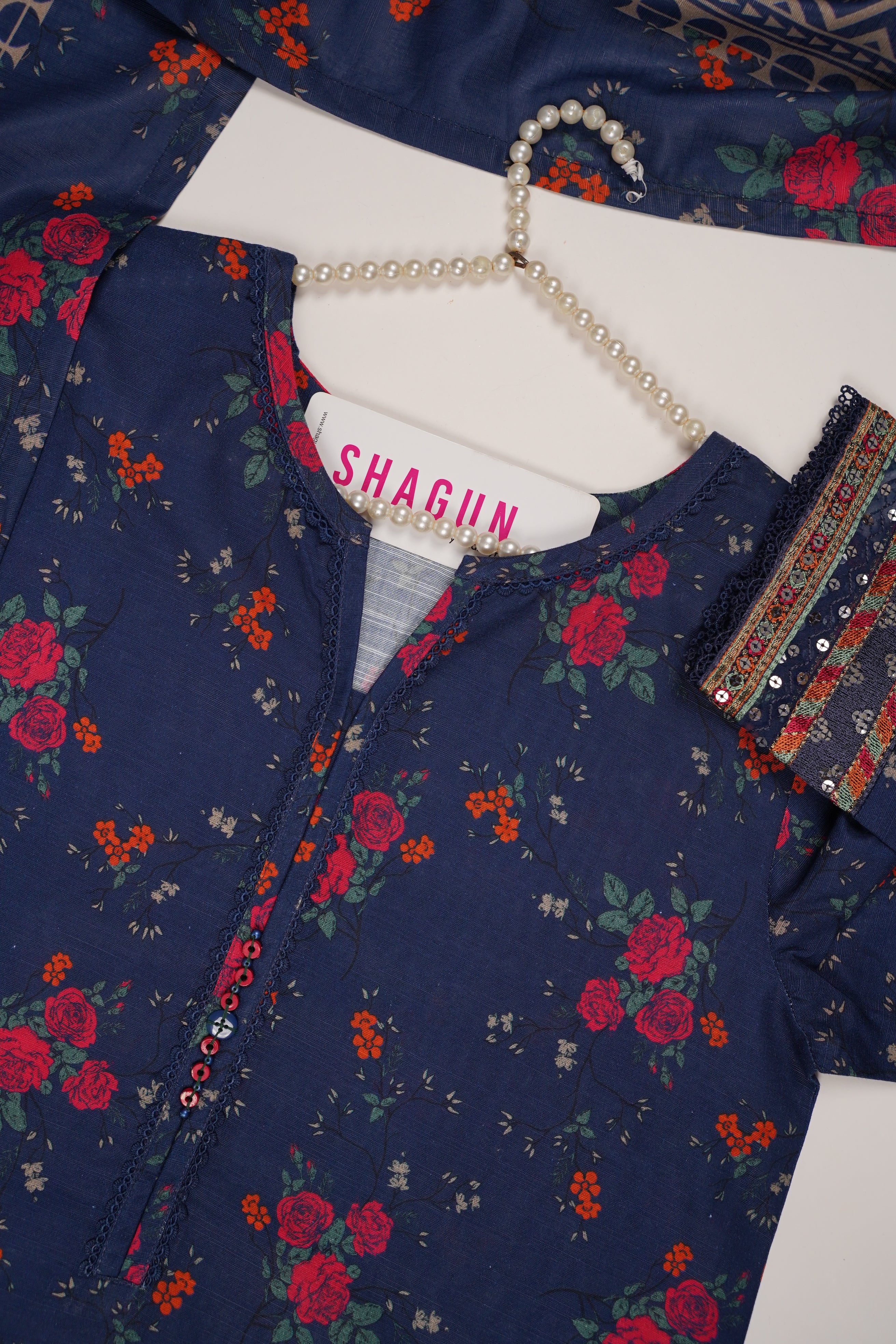 SADA BAHAR Khaddar 3 PCS Collection TK-04 - Image 3