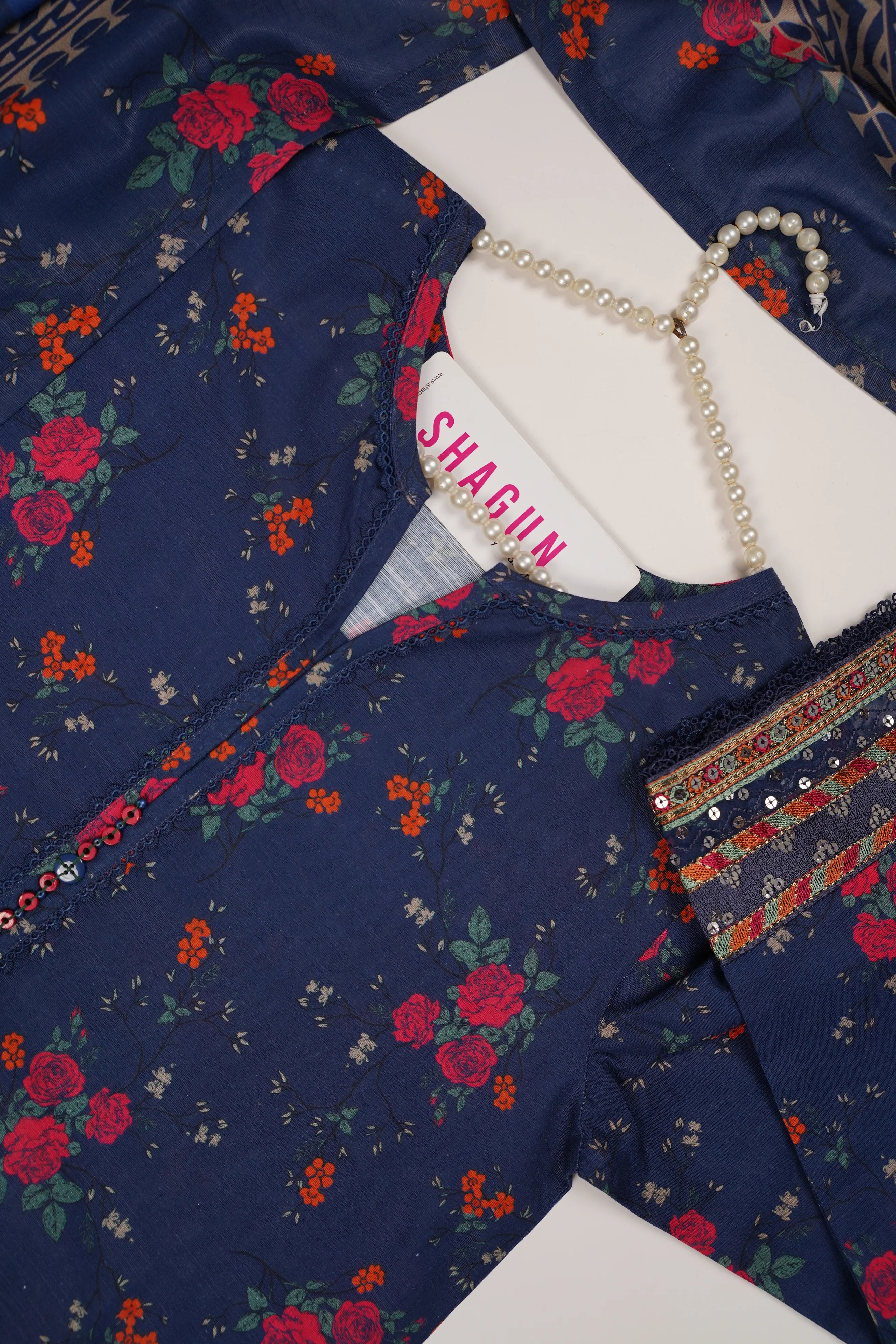 SADA BAHAR Khaddar 3 PCS Collection TK-04 - Image 9