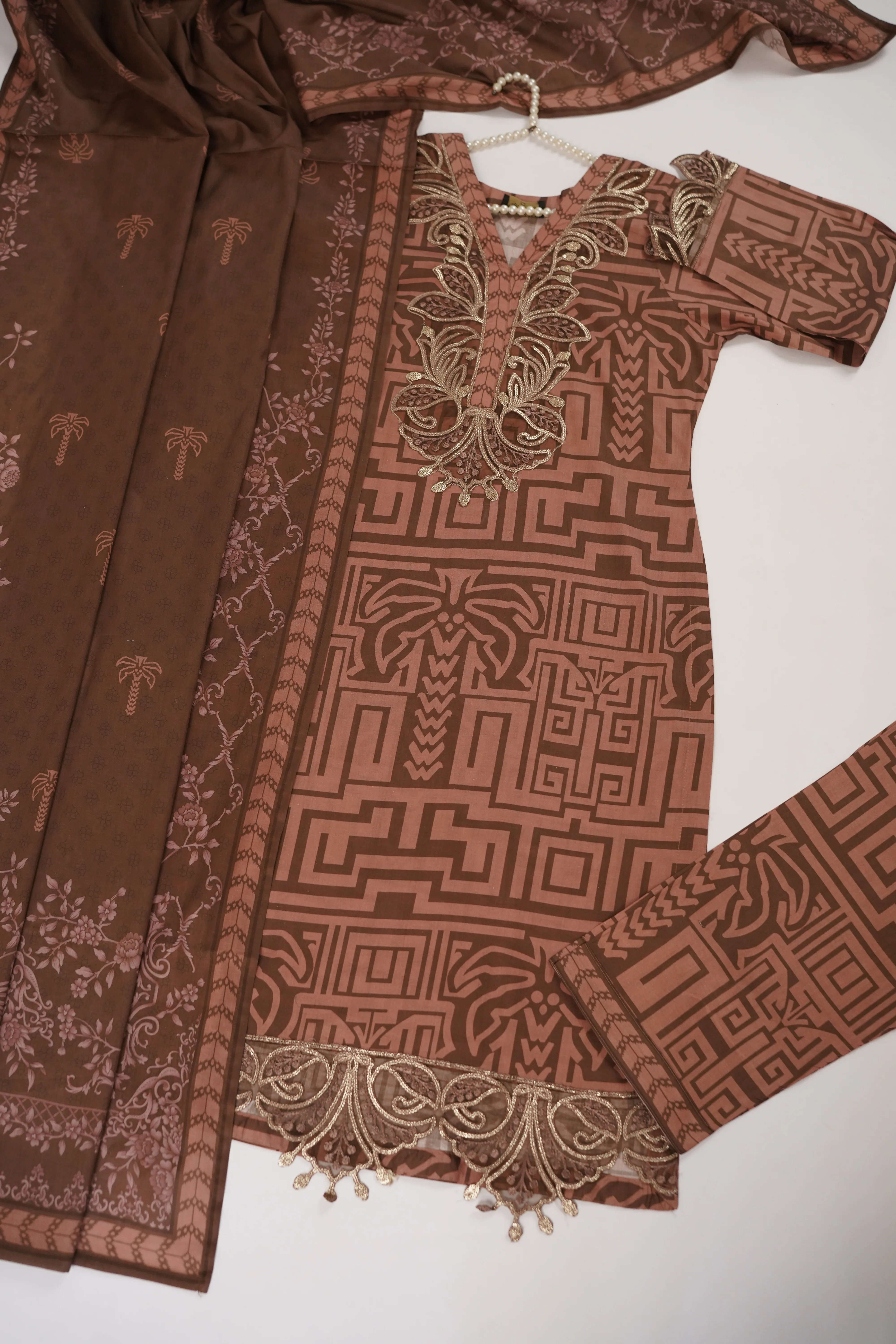 Shagun Exclusive Embroidery Eid Collection jkz-04 - Image 5