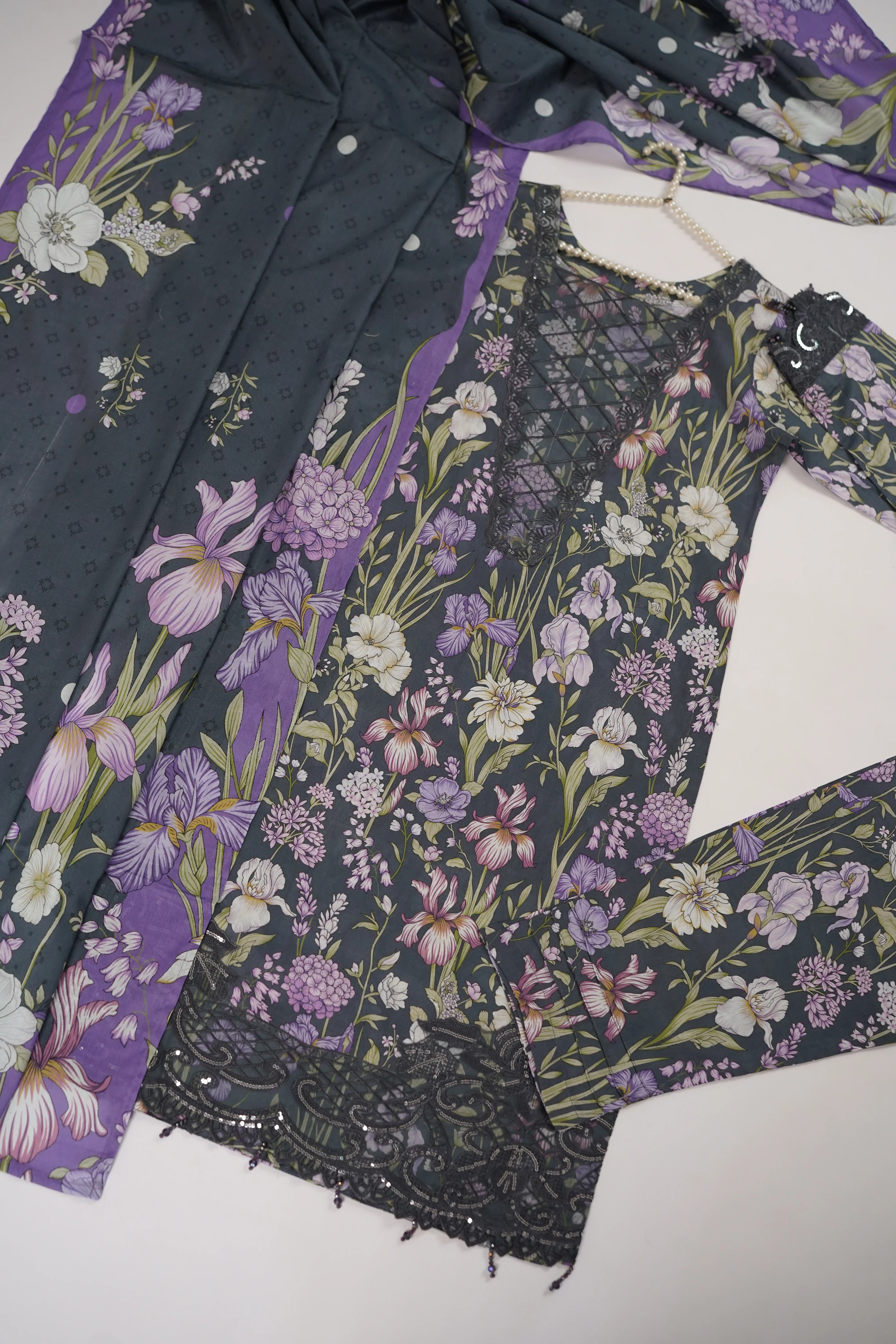 Shagun Exclusive Embroidery Eid Collection jkz-07 - Image 10