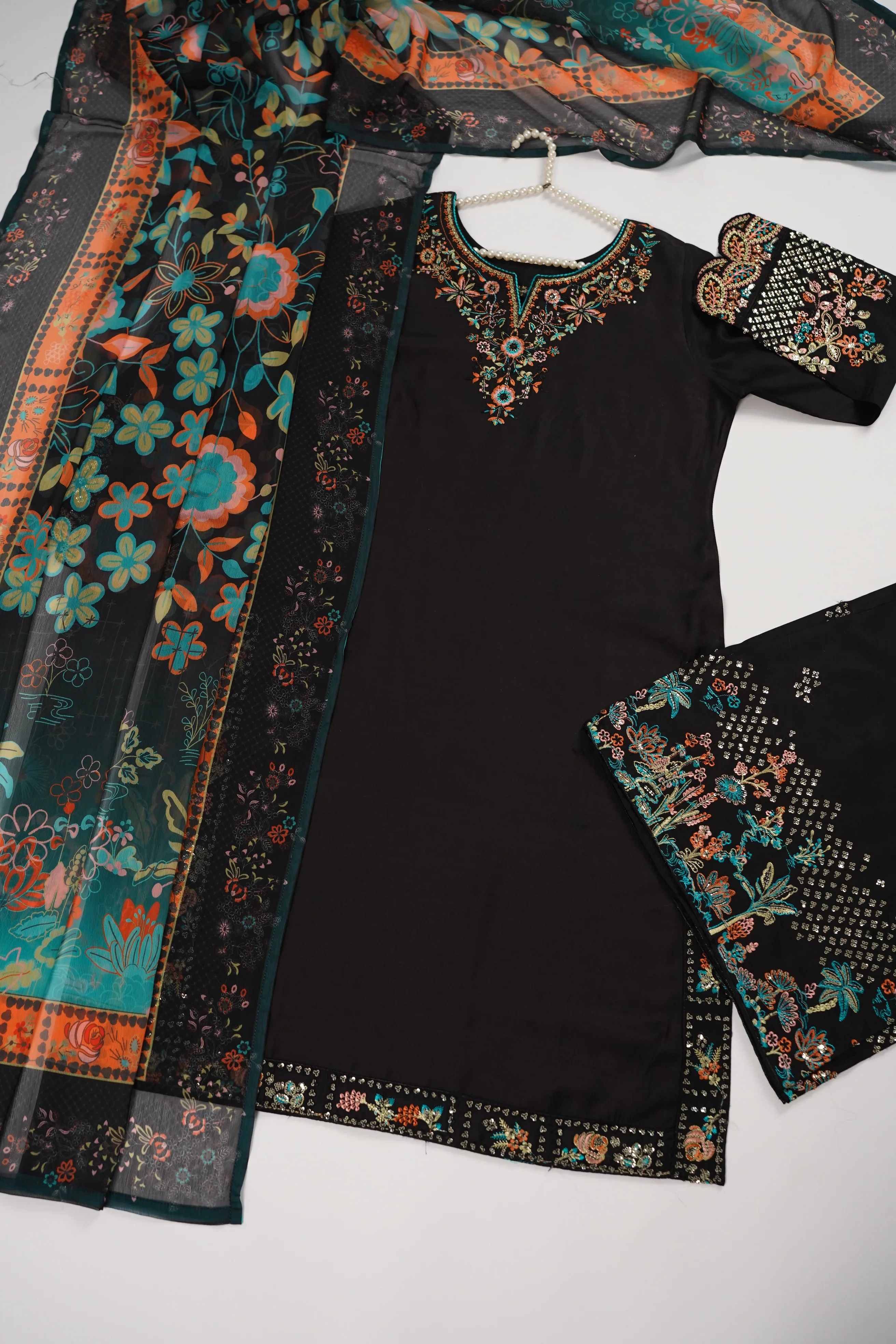Rang-e-Noor Eid Collection RD-01 - Image 6