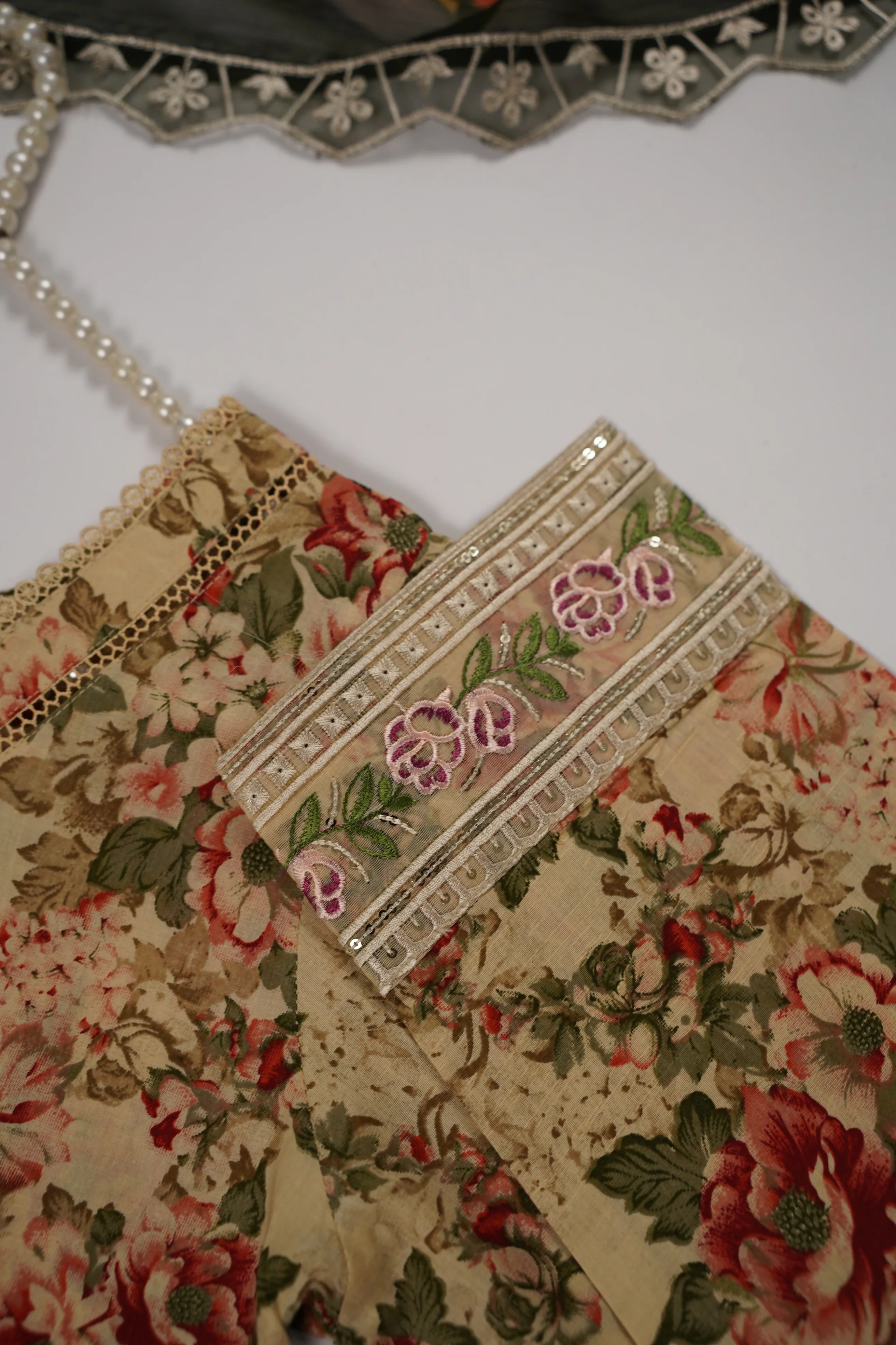 Shagun Exclusive Embroidery Eid Collection ADS-03 - Image 4