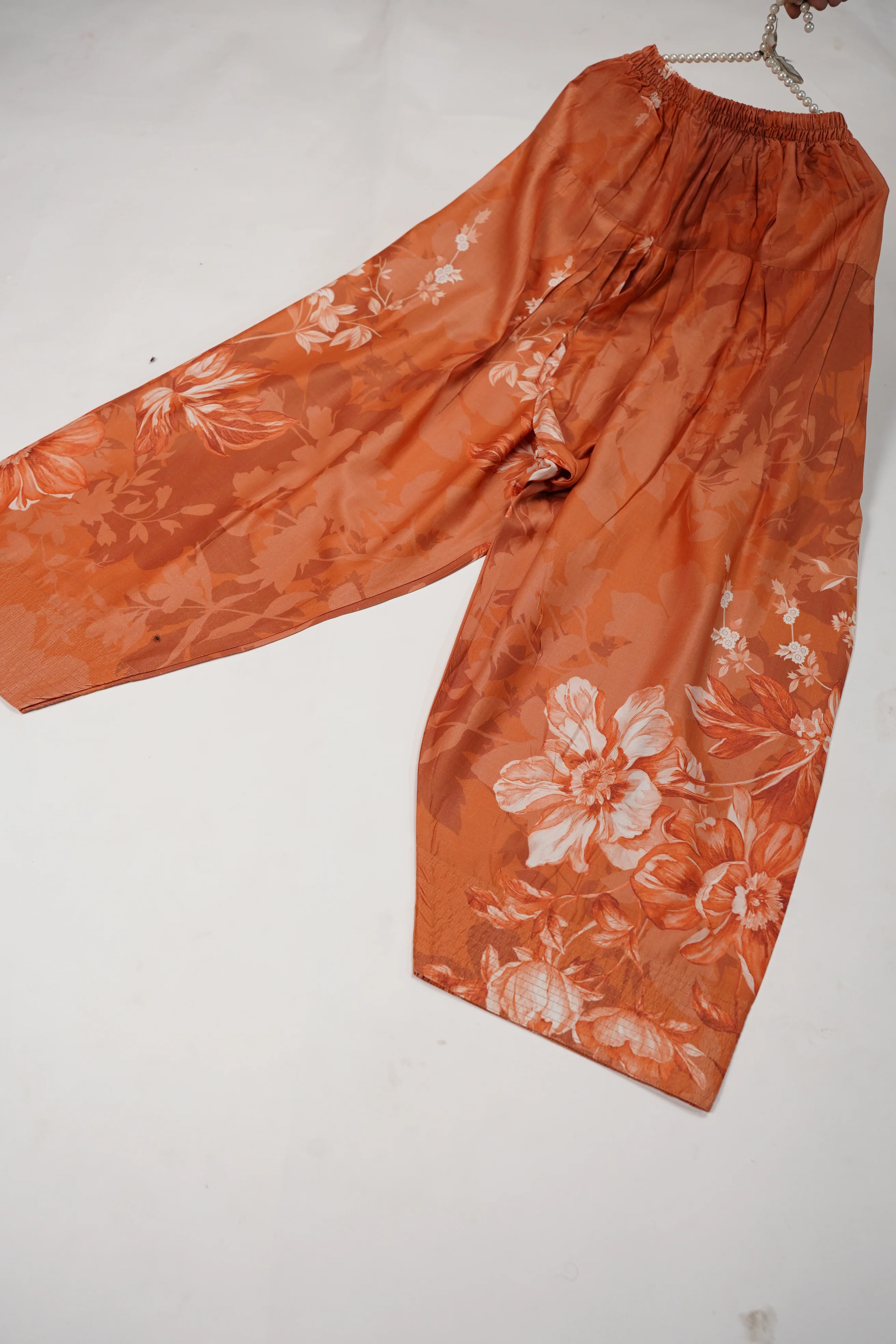 Shagun exclusive Farshi shalwar Linen collection 2025 NB-001 - Image 4