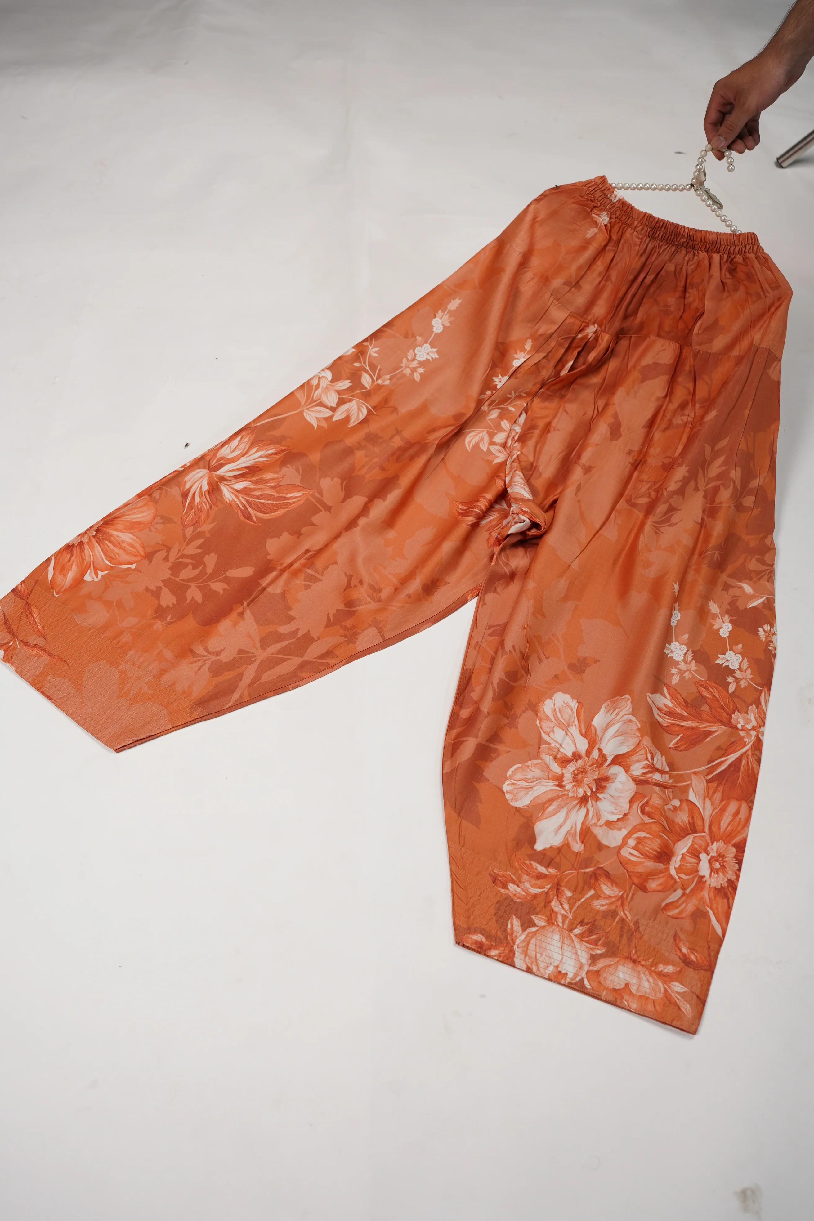 Shagun exclusive Farshi shalwar Linen collection 2025 NB-001 - Image 5