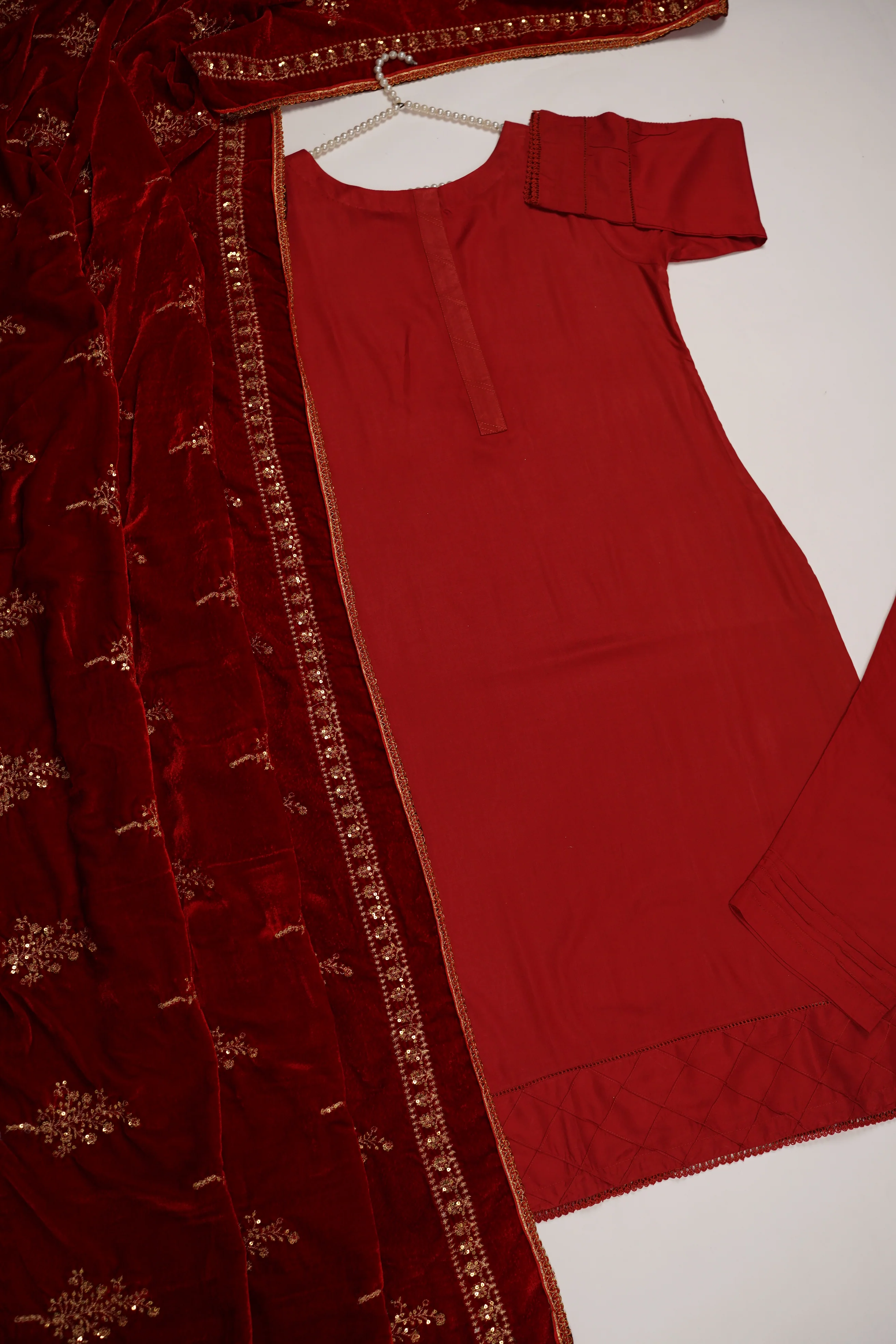 Shagun Linen Collection With Velvet Shawl YT-01 - Image 2