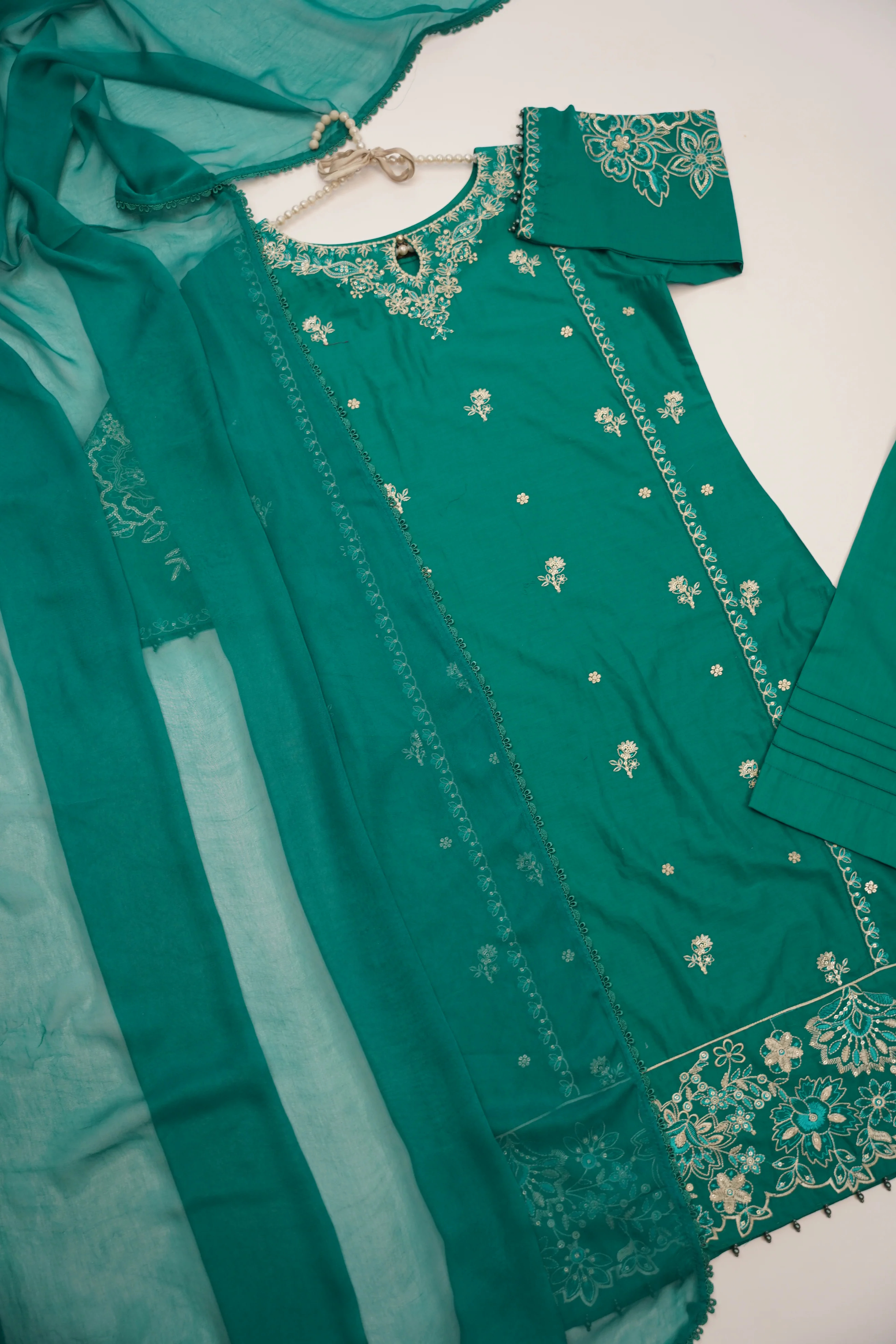 shagun exclusive plazo trouser lawn collection vol 2 HD-04 - Image 10