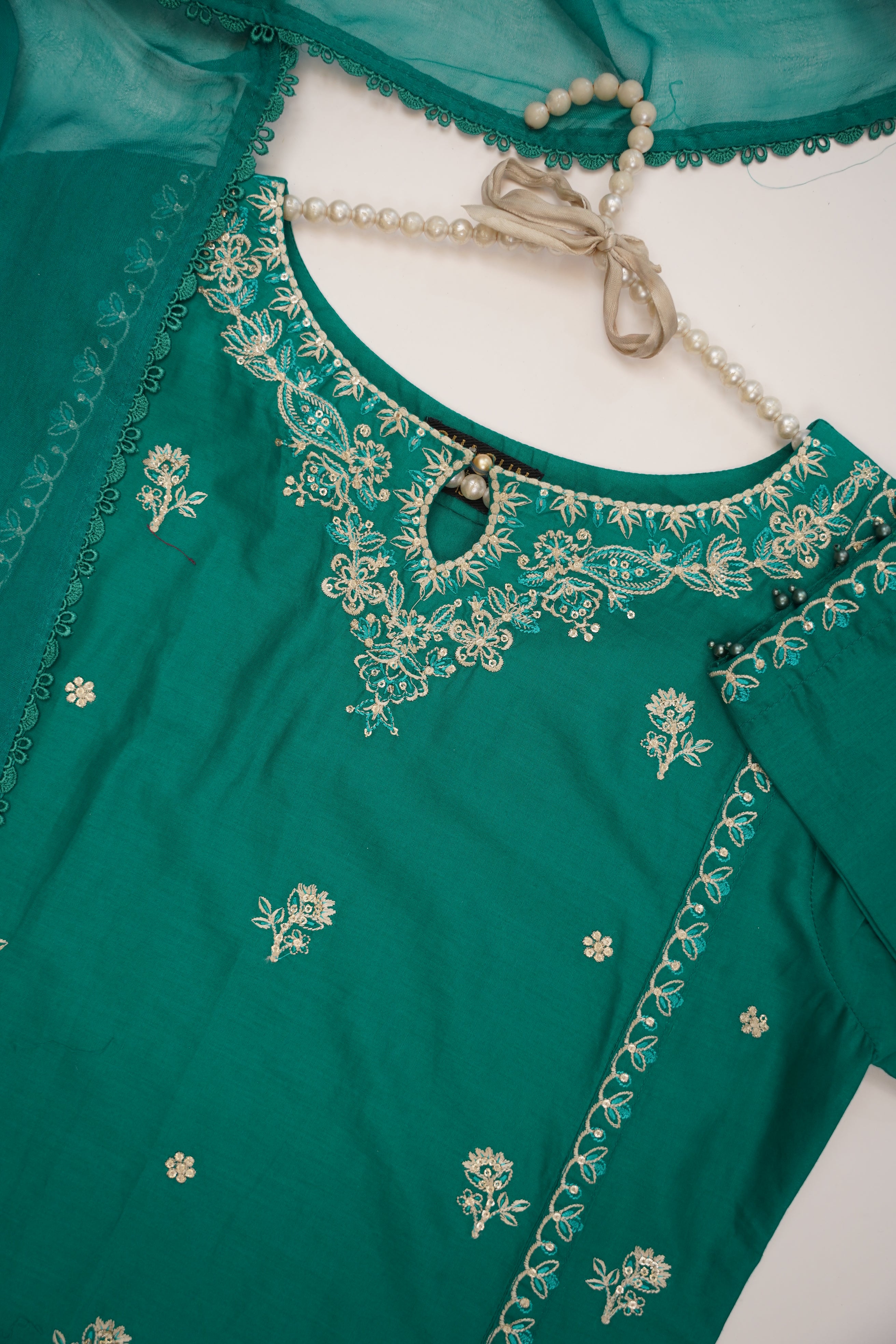 shagun exclusive plazo trouser lawn collection vol 2 HD-04 - Image 3