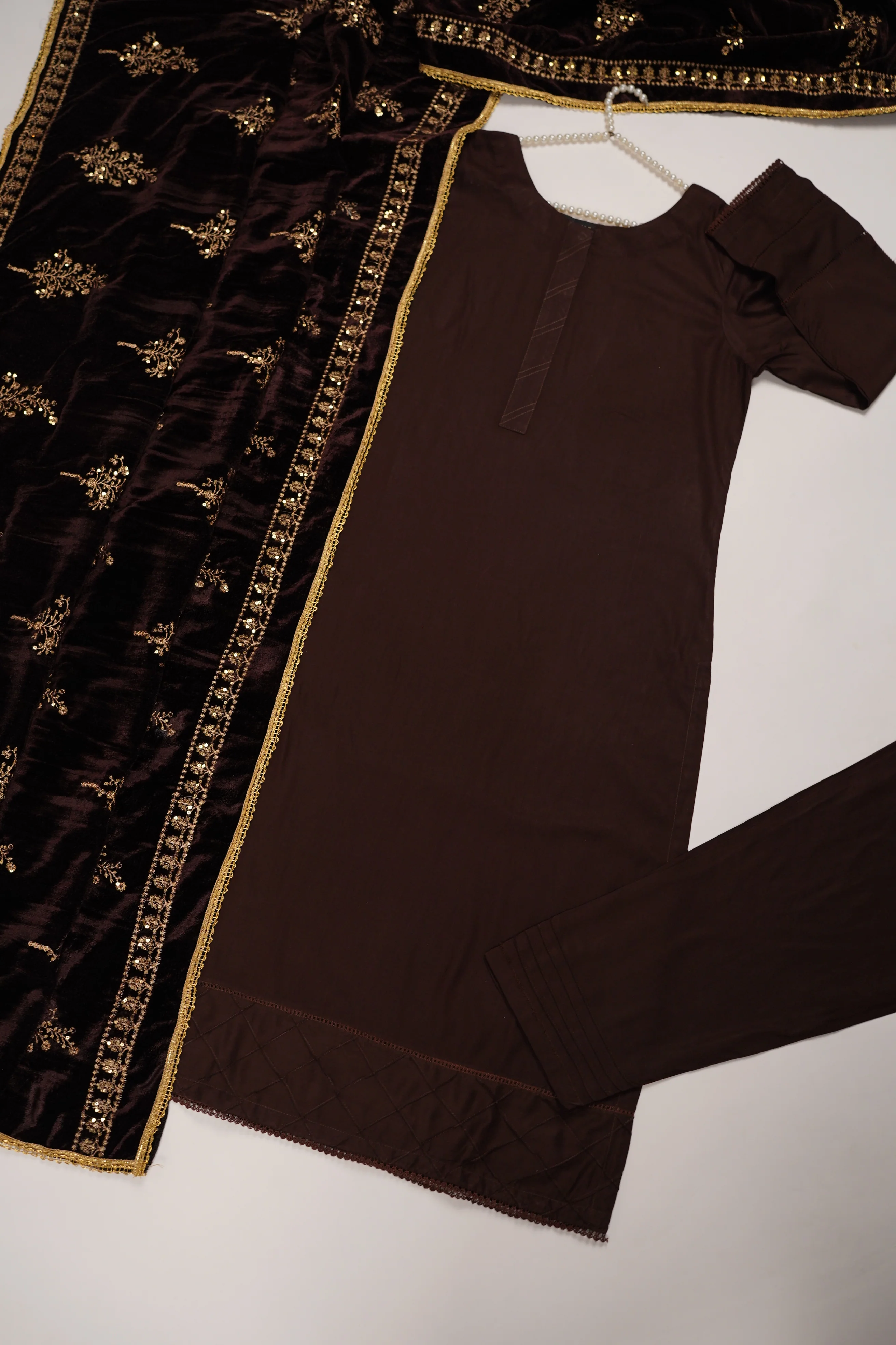 Shagun Linen Collection With Velvet Shawl YT-03 - Image 6