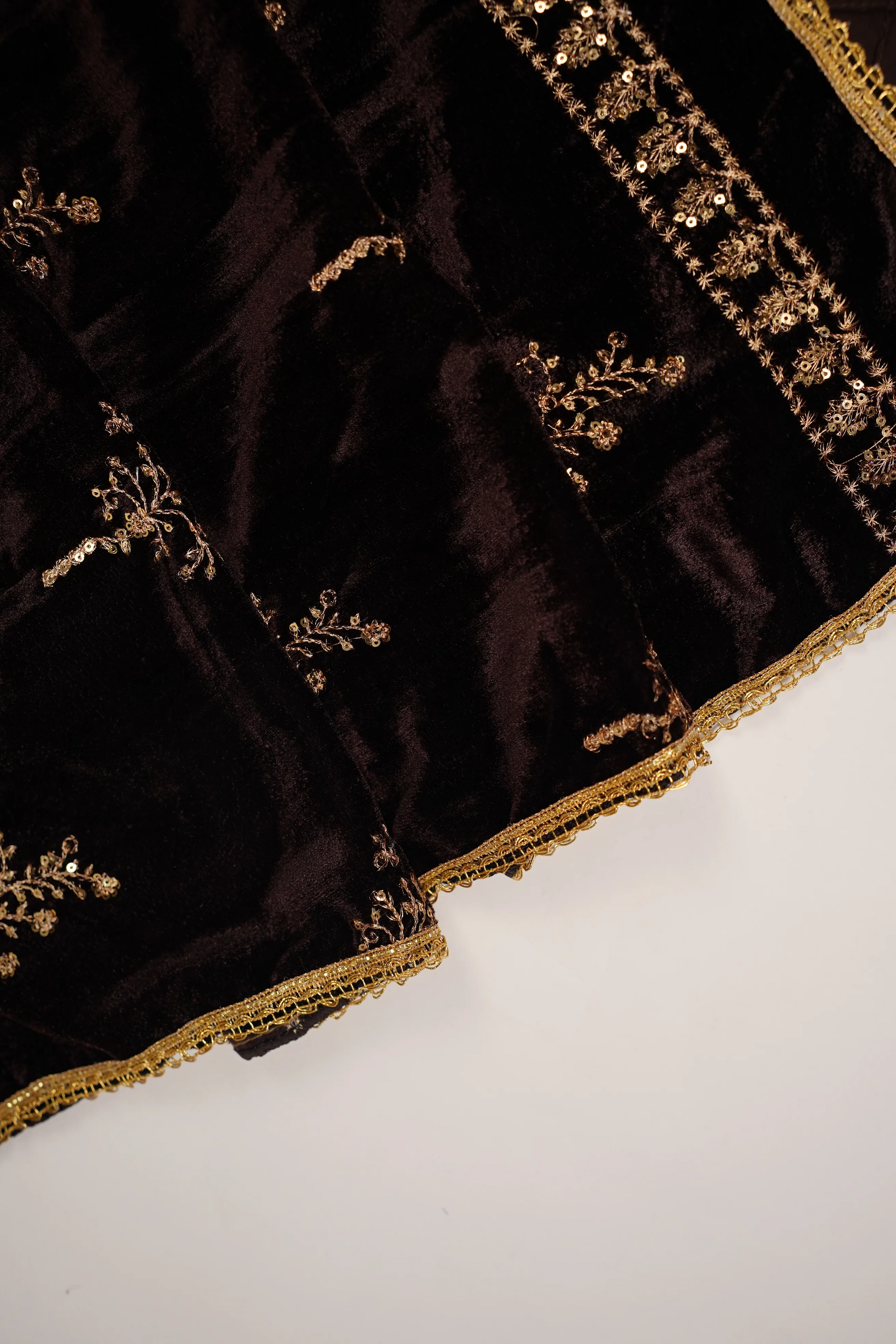 Shagun Linen Collection With Velvet Shawl YT-03 - Image 7