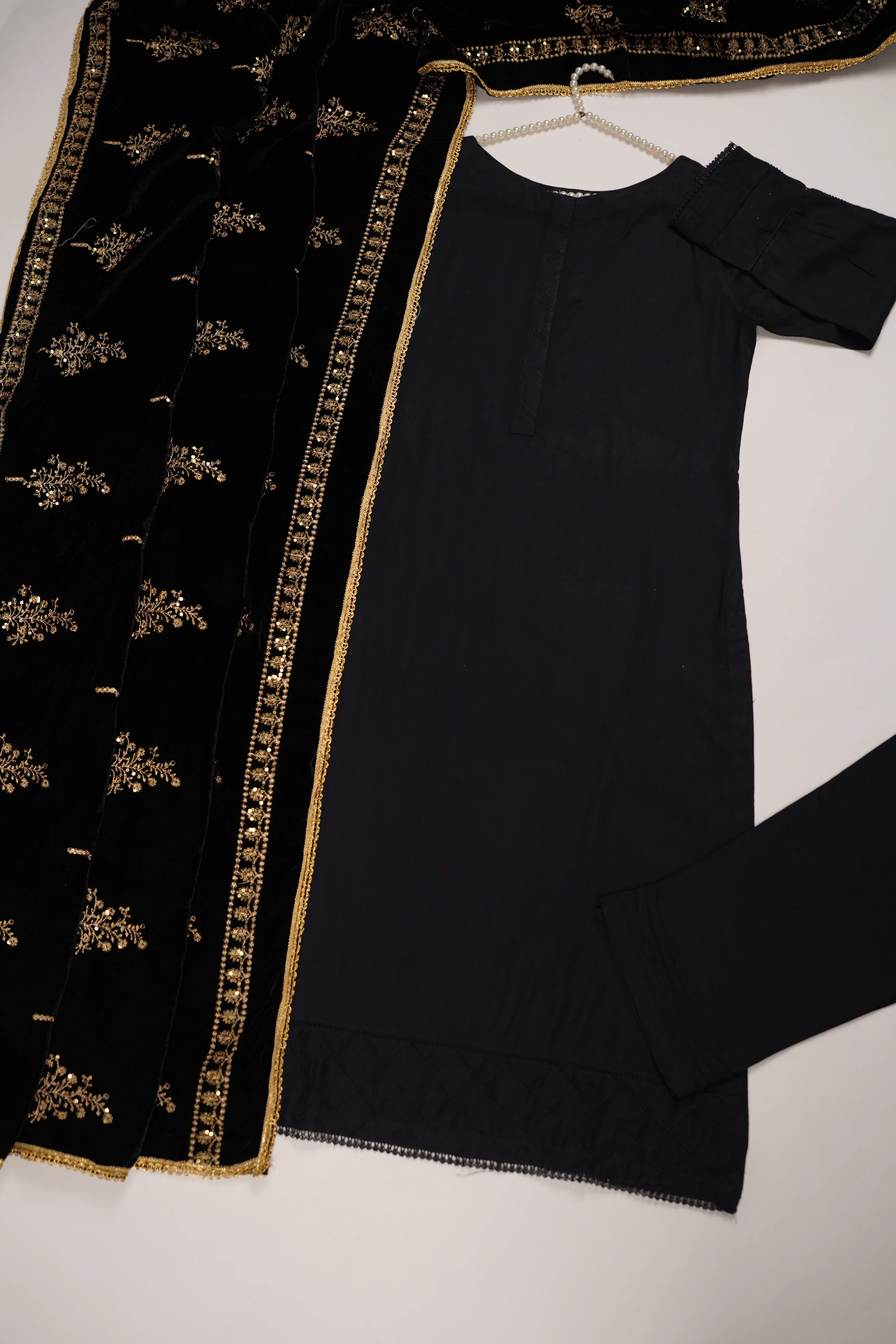 Shagun Linen Collection With Velvet Shawl YT-02 (Black) - Image 6