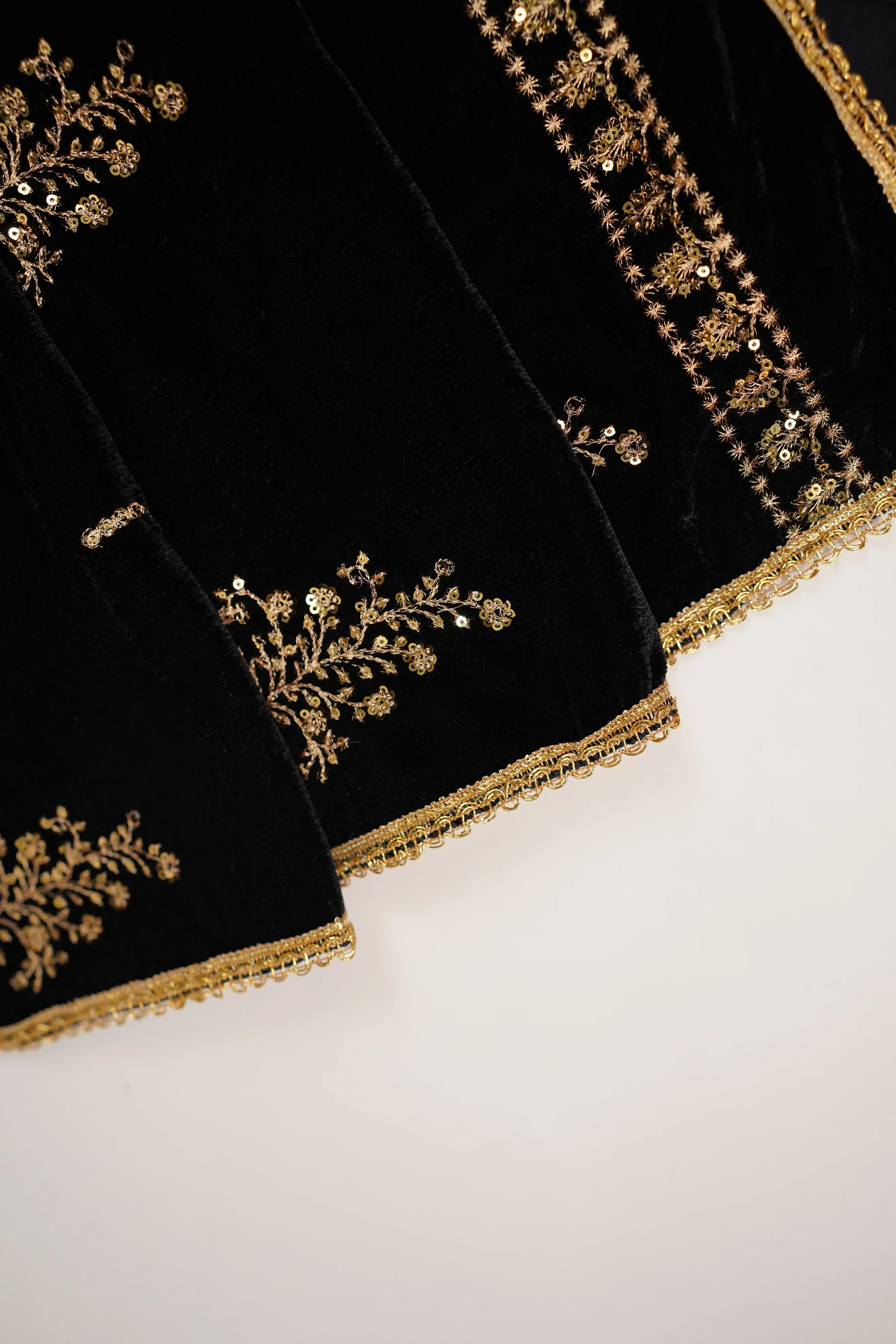 Shagun Linen Collection With Velvet Shawl YT-02 (Black) - Image 7