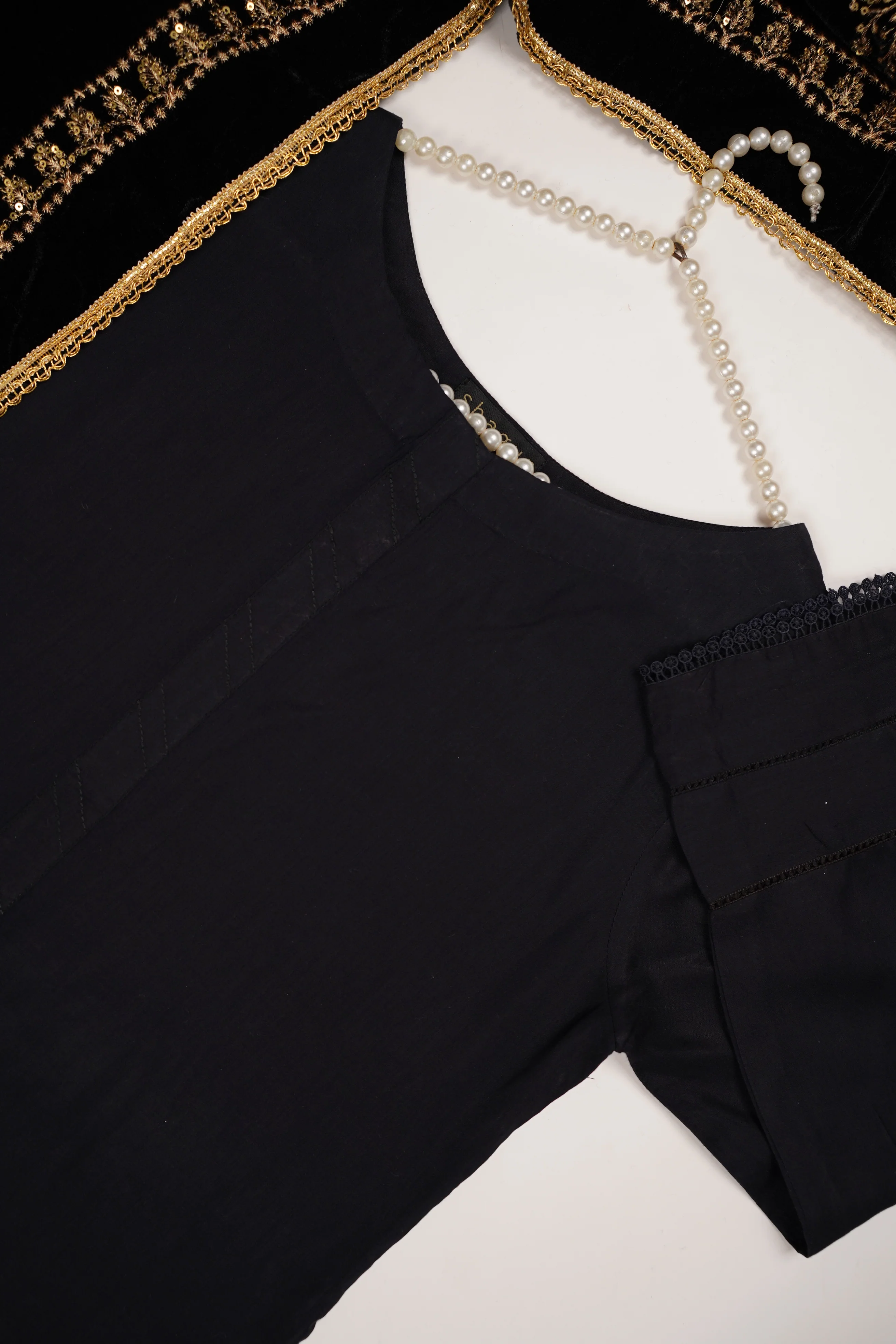 Shagun Linen Collection With Velvet Shawl YT-02 (Black) - Image 8