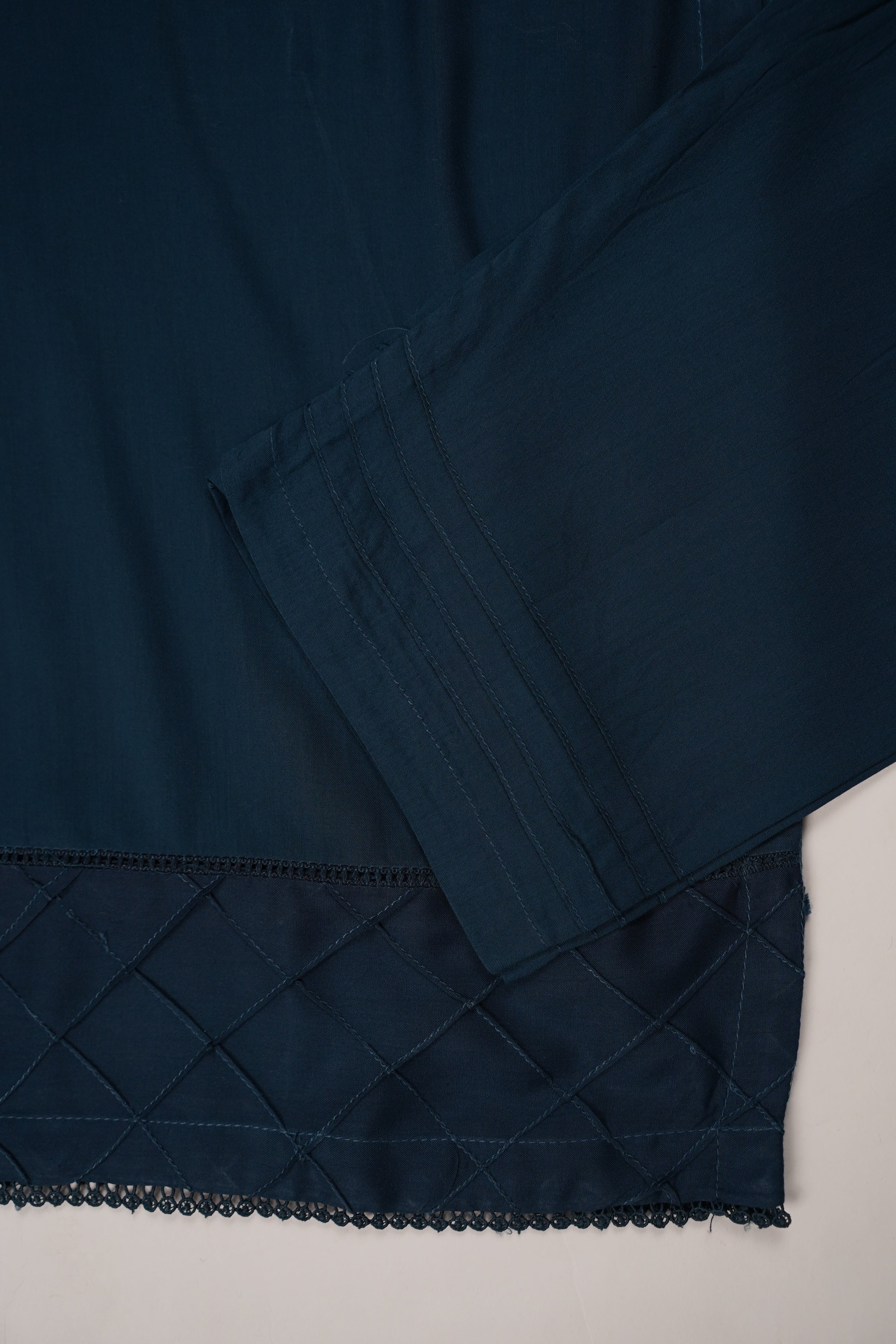 Shagun Linen Collection With Velvet Shawl YT-04 - Image 5