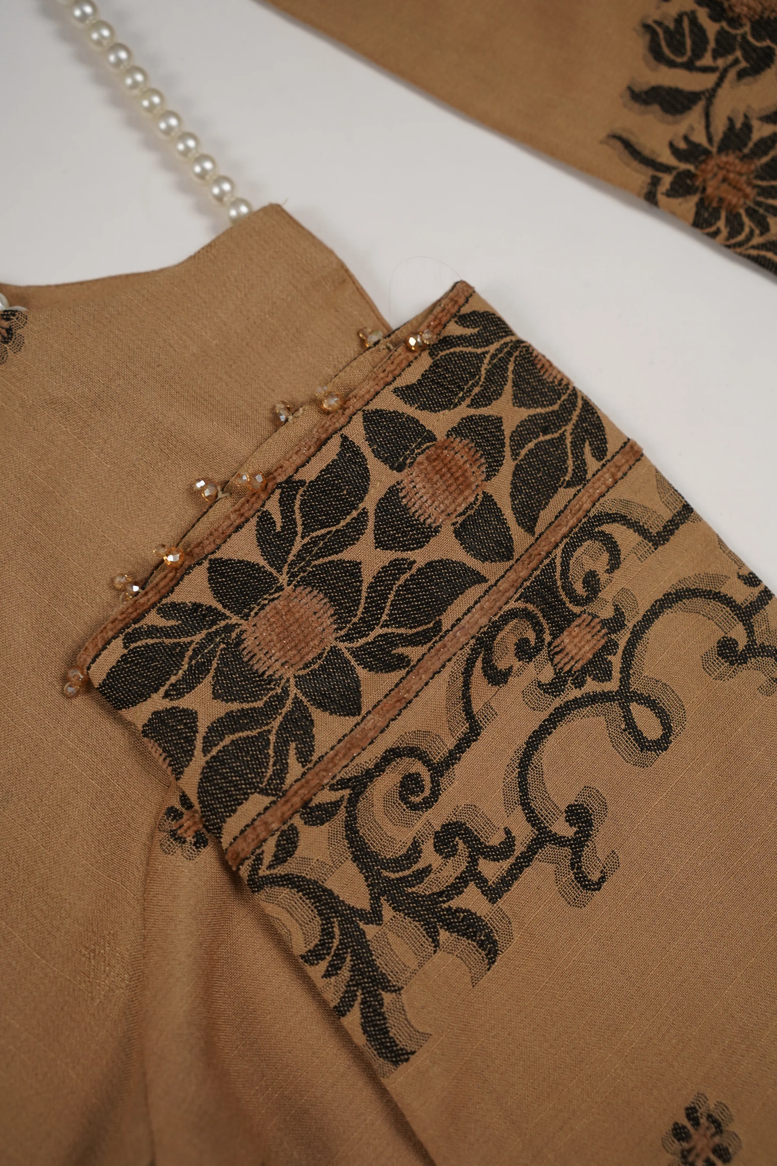 Shagun Original Designer Eid Collection AI-04 - Image 4