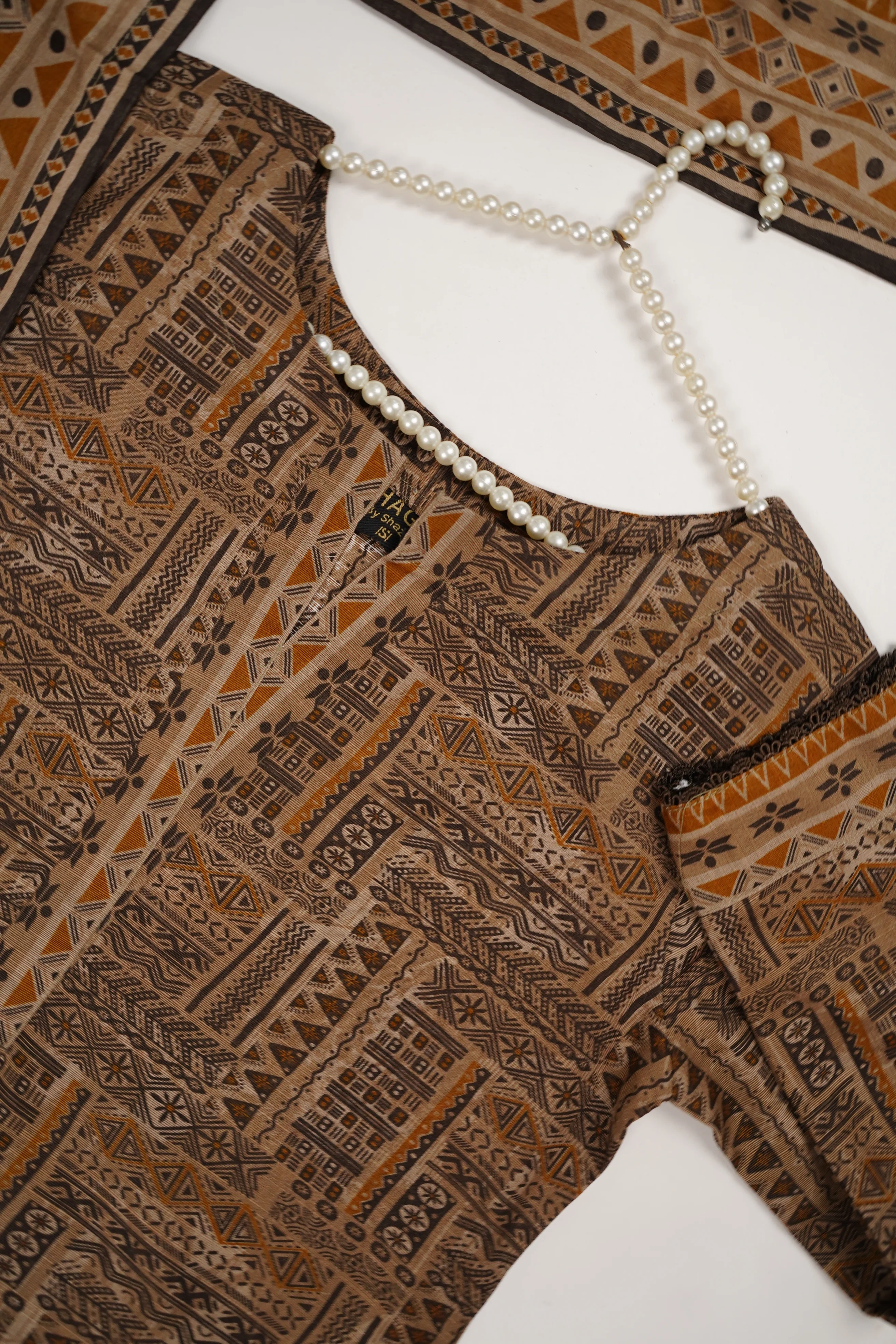 Original Tawakal khaddar 3pc collection MN-08 - Image 8